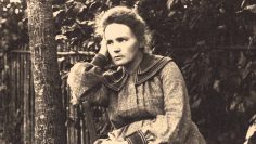 The Genius of Marie Curie: The Woman Who Lit up the World